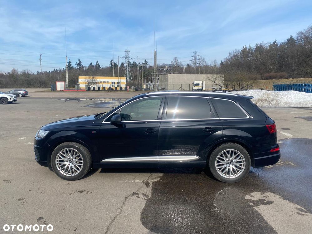 Audi Q7 - 11