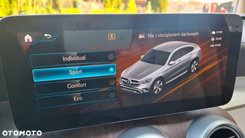 Mercedes-Benz GLC 220 d 4Matic 9G-TRONIC AMG Line - 23