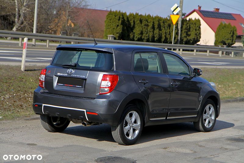 Toyota Urban Cruiser 1.4 D-4D 4x4 Trek - 2