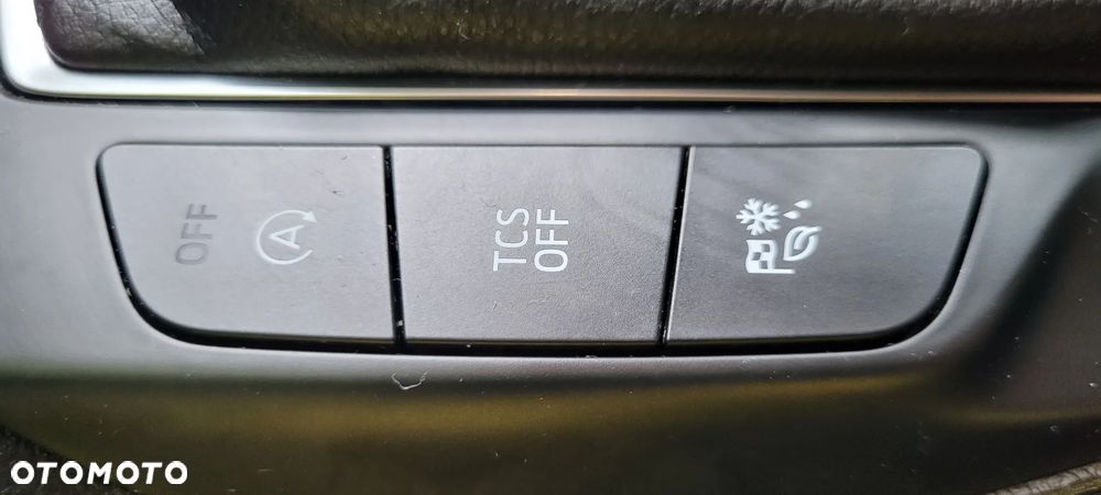 Ford Focus 1.0 EcoBoost Trend Edition - 24
