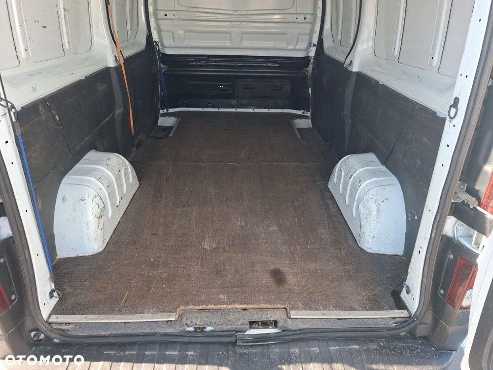 Renault Trafic - 7