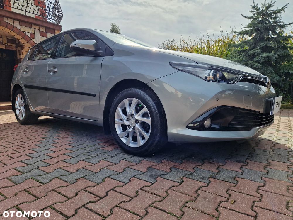 Toyota Auris 1.6 Comfort - 12