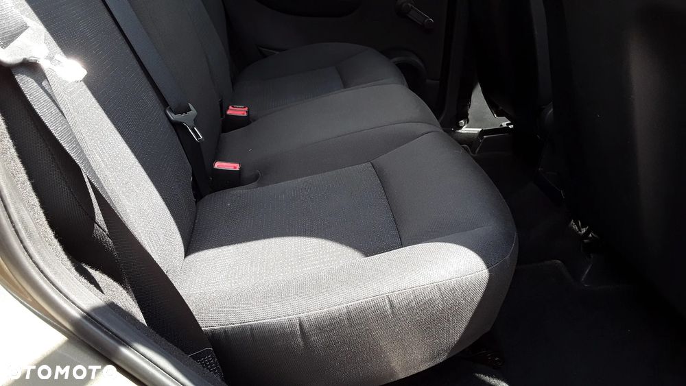 Mercedes-Benz Klasa A 180 BlueEFFICIENCY Avantgarde - 13