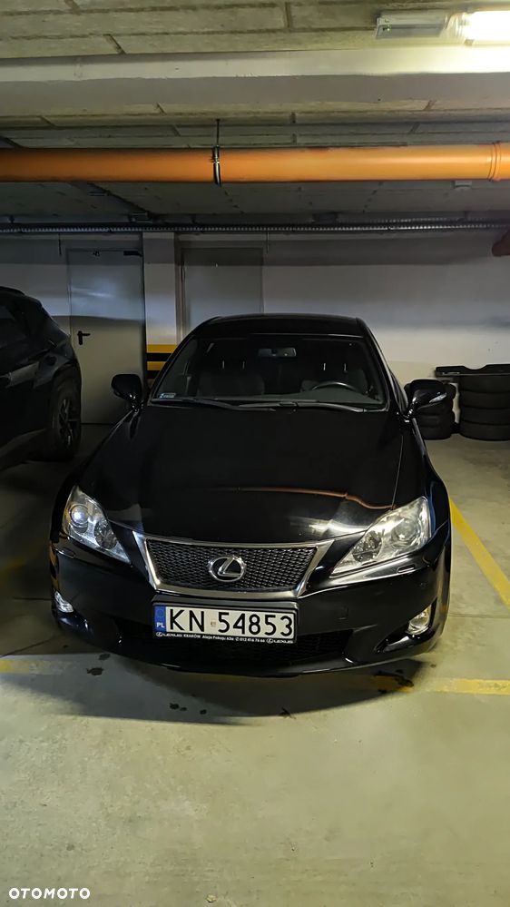 Lexus IS 250 Sport - 12