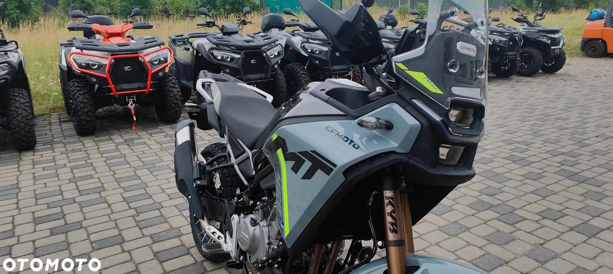 CFMoto MT - 5