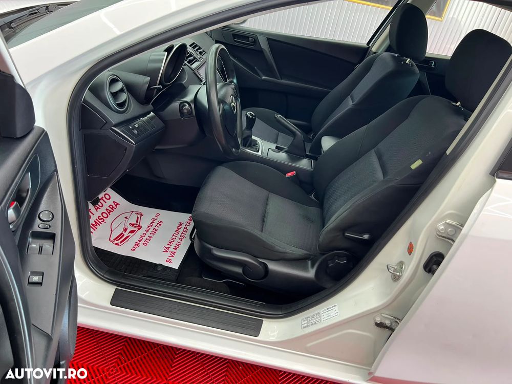 Mazda 3 - 12