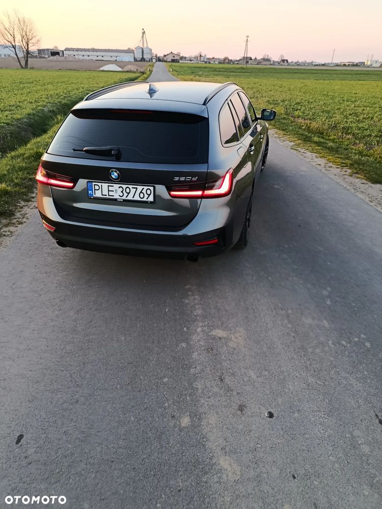 BMW Seria 3 320d - 33