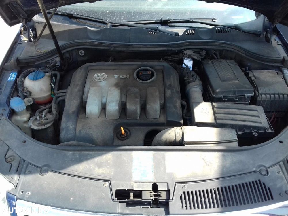 CARCASA FILTRU AER VW PASSAT B6 1.9 D - 1