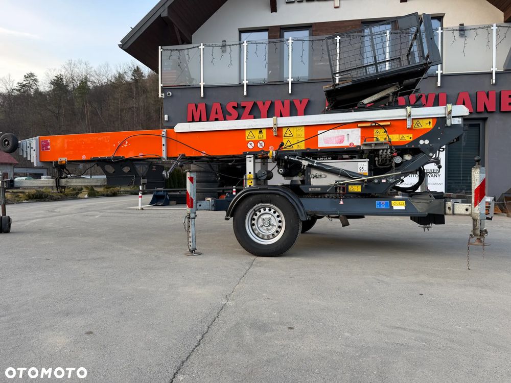 Paus Easy Big 25WH Drabina Dekarska w pełni Hydrauliczna 26 metrów. Obrotowa. 2018rok. Jak Nówka z salonu. praktycznie zerowy przebieg! Odpala na kluczyk. Silnik Honda. Serwisy w Dekra do Końca. Sprowadzona z Komuny Norweskiej. Wielka Okazja. Dokumenty do rejestracji. Dodatkowe sterowanie z góry. Nowy model - 12