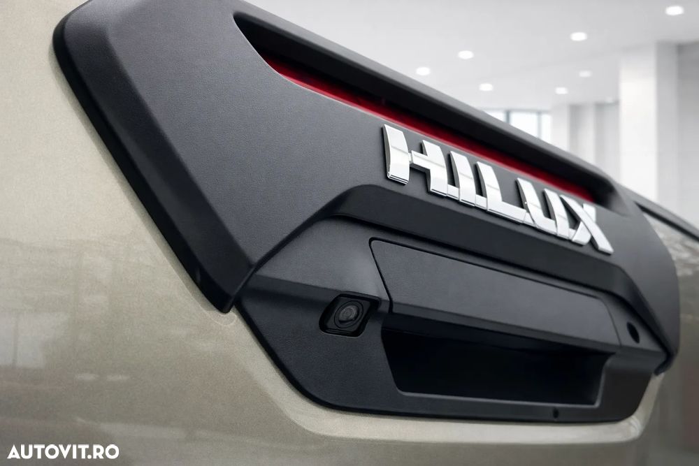 Toyota Hilux 2.8D 204CP 4x4 Double Cab AT Invincible Color Edition - 25