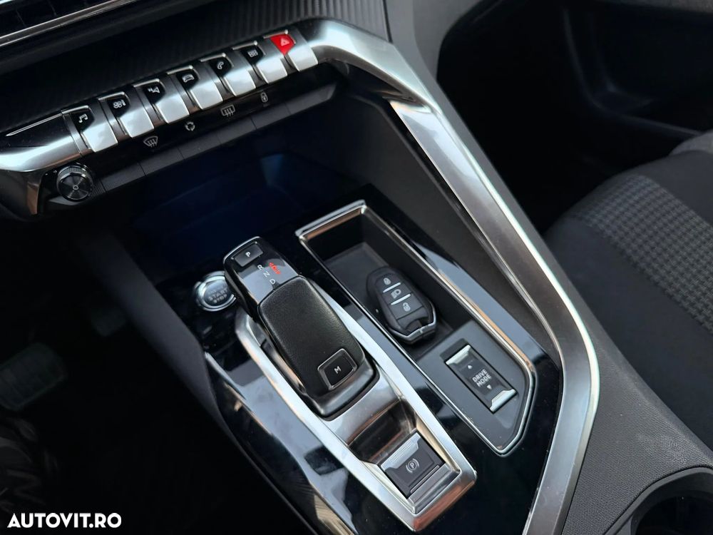 Peugeot 3008 1.5 BlueHDI 130 EAT8 Allure Pack - 10