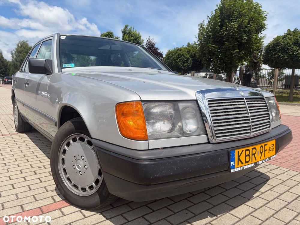 Mercedes-Benz W124 (1984-1993) - 1