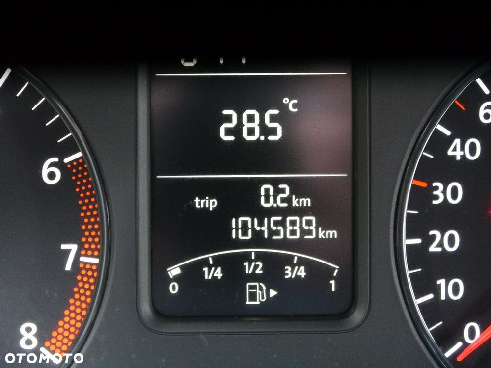 Volkswagen Polo 1.2 MATCH - 16