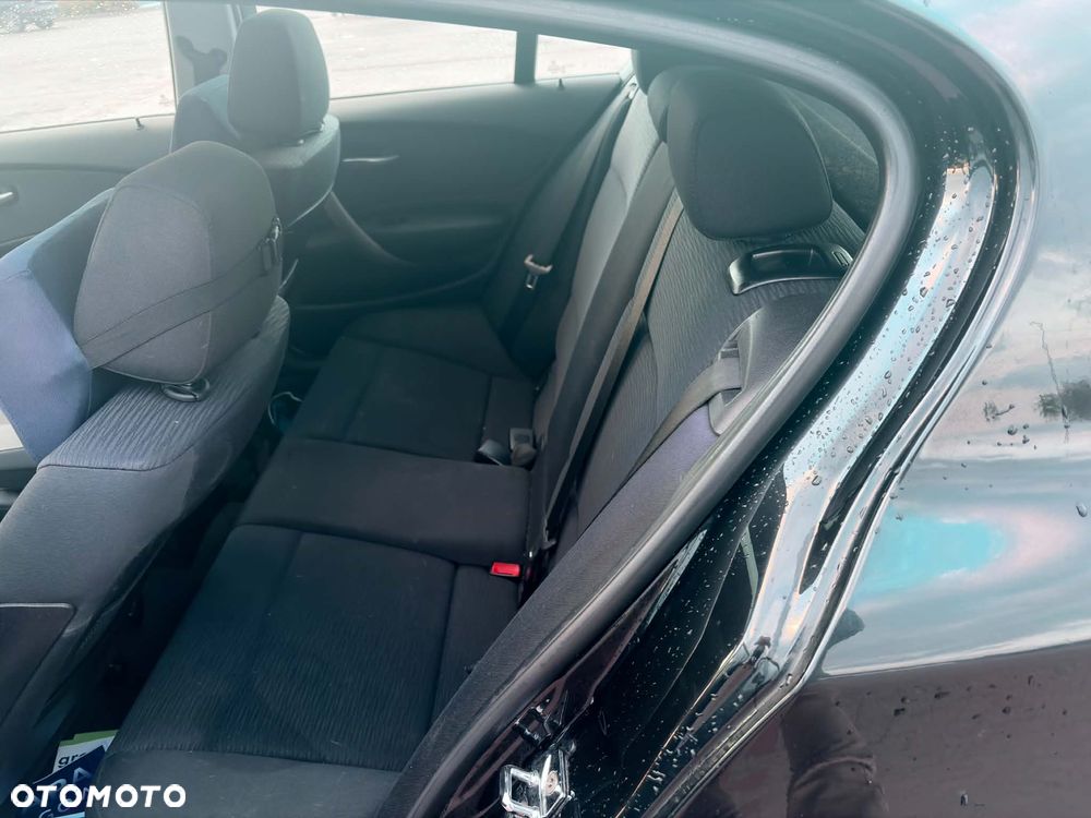 BMW Seria 1 118i - 9