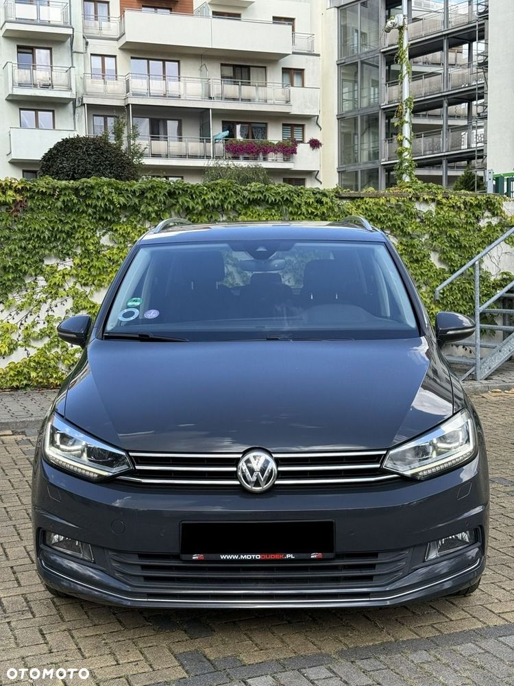 Volkswagen Touran 1.8 TSI BMT Highline DSG - 11