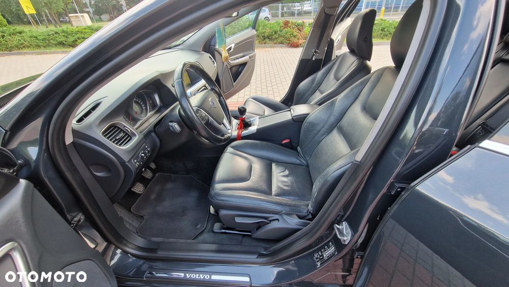 Volvo S60 D3 Momentum - 9