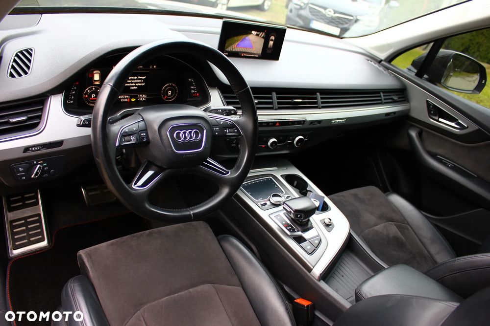 Audi Q7 - 28