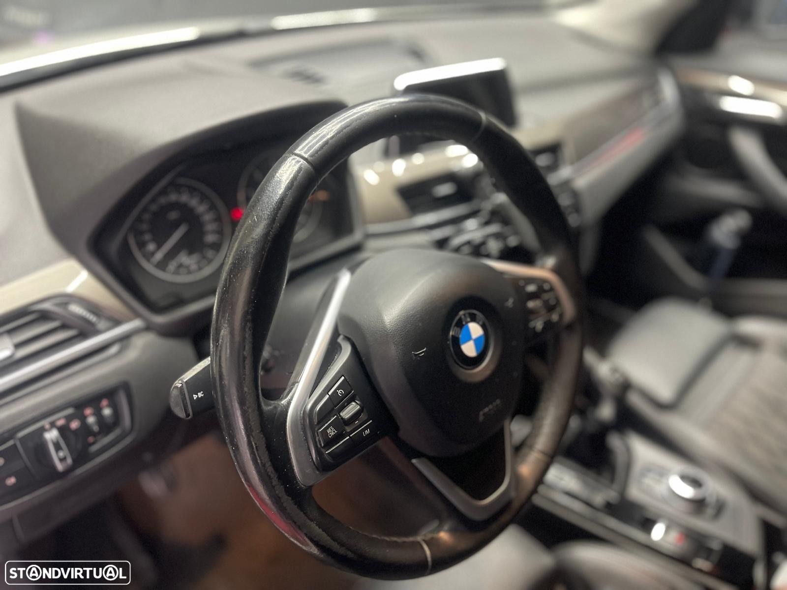 BMW X1 16 d sDrive Line Sport - 11