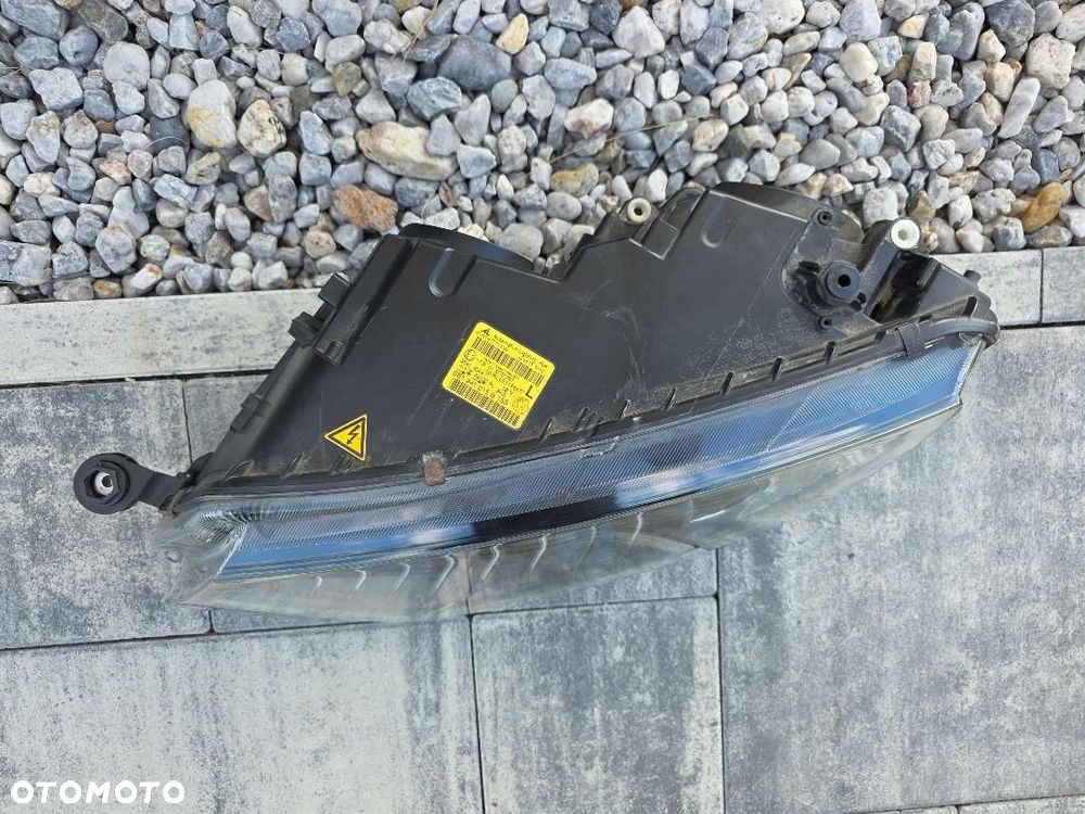 SKODA OCTAVIA 3 III 5E1 Lampa lewa przód Bi-Xenon Dynamic Led 5E1941015B - 5