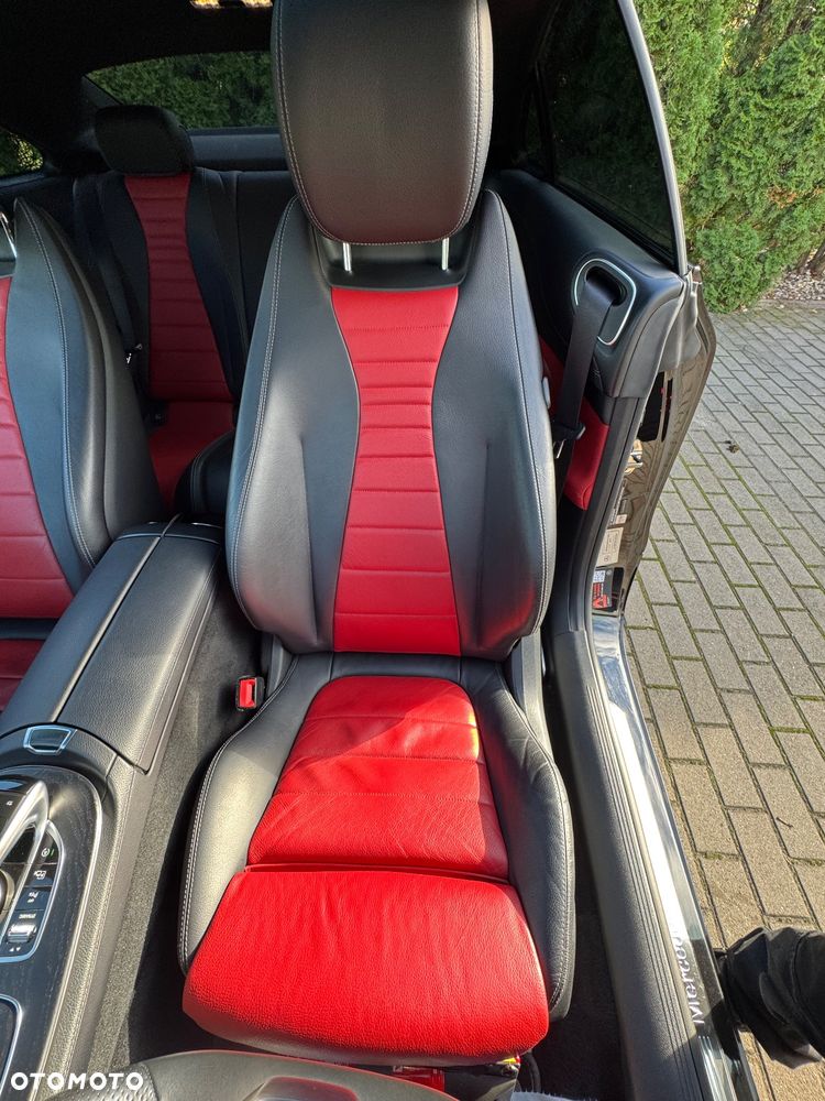 Mercedes-Benz Klasa E 300 9G-TRONIC - 23