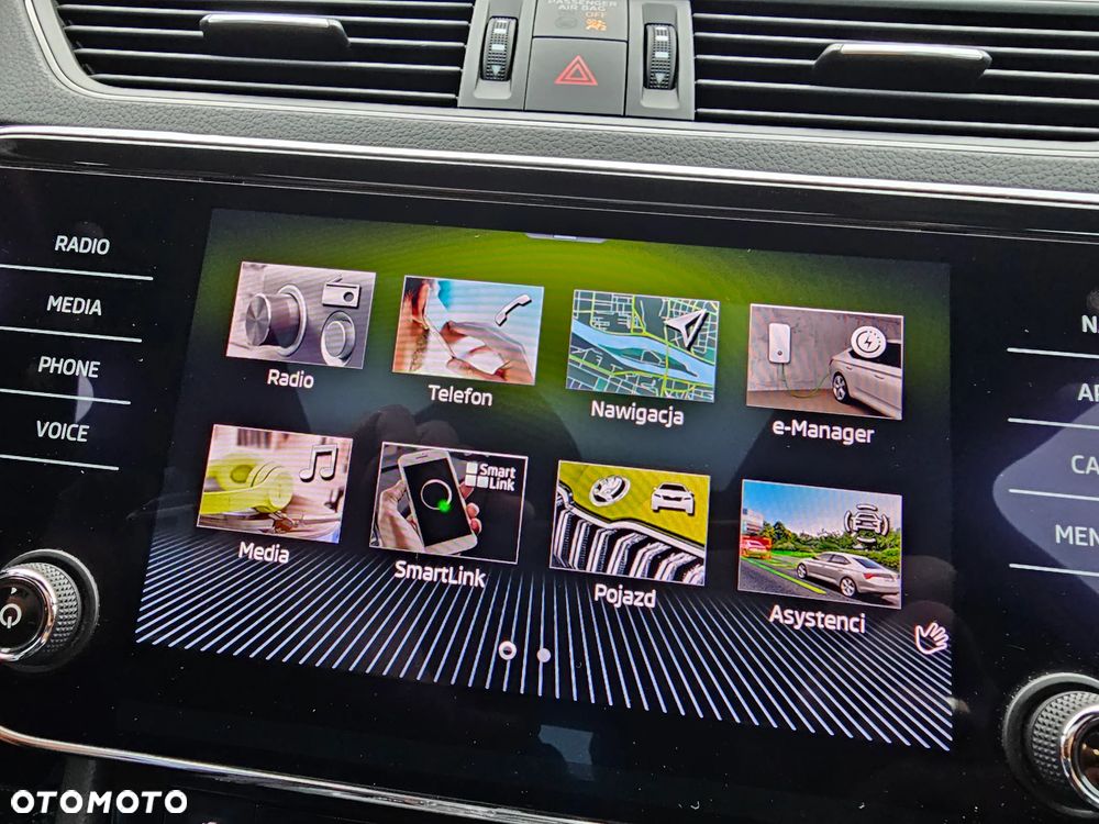 Skoda Superb 1.5 TSI mHEV Sportline DSG - 24