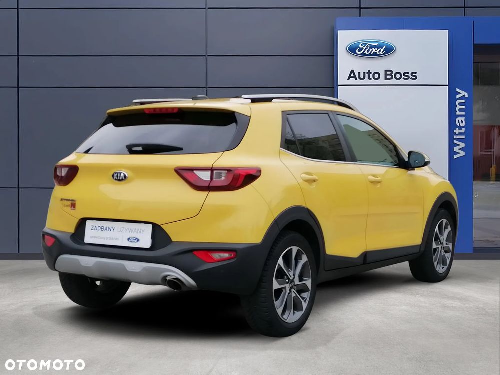 Kia Stonic 1.4 L - 5
