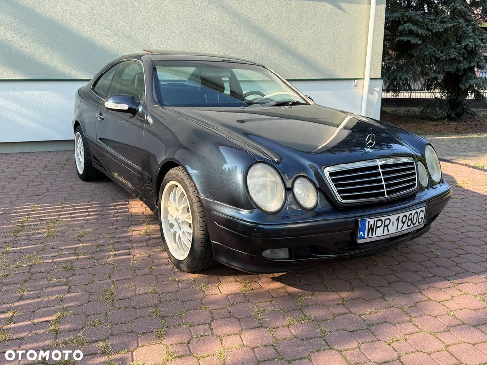 Mercedes-Benz CLK 320 - 4