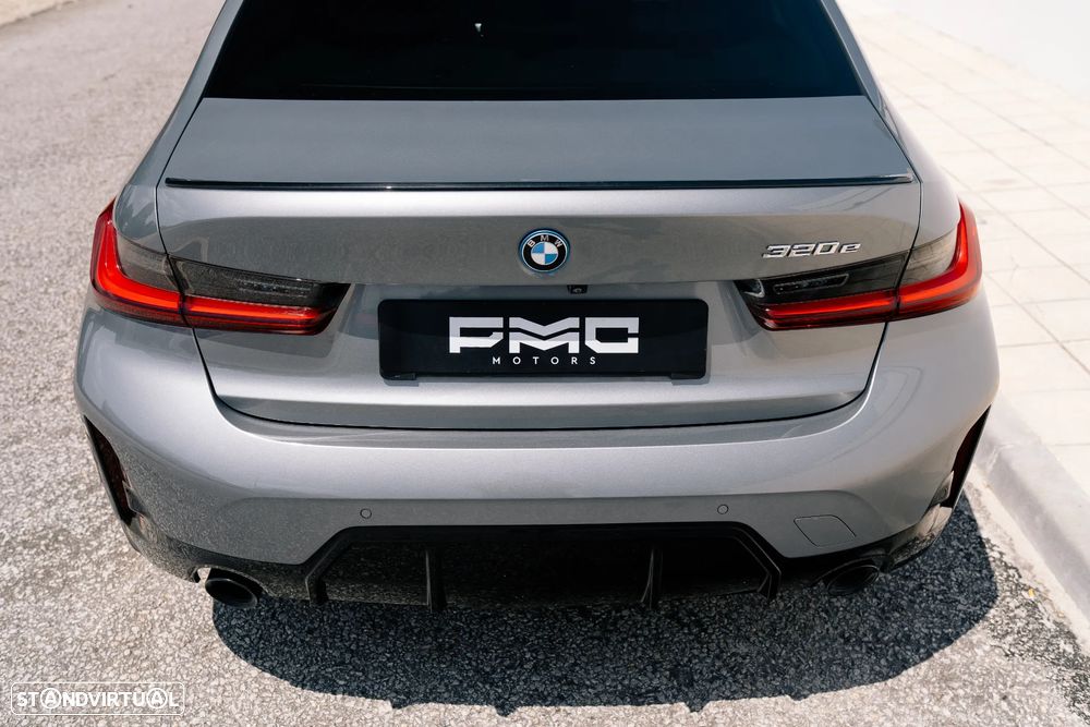 BMW 320 e Pack M Auto - 8