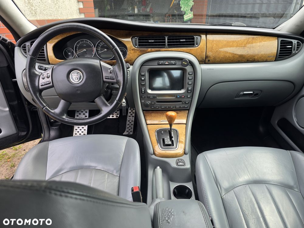 Jaguar X-Type - 6