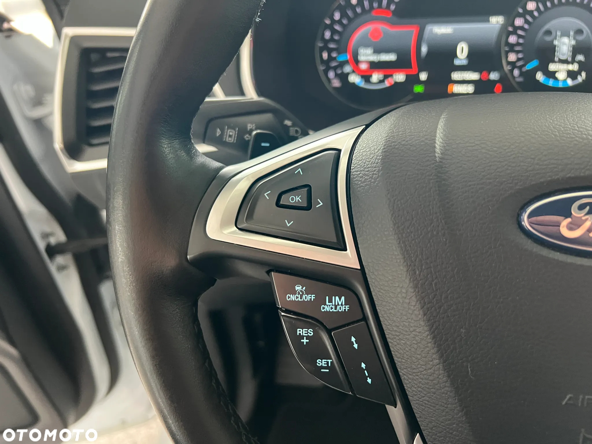 Ford Galaxy 2.0 EcoBlue Titanium - 25