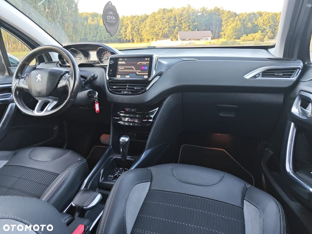 Peugeot 2008 120 VTI Automatik Active - 14