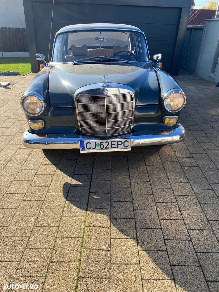 Mercedes-Benz W110/W111 - 5
