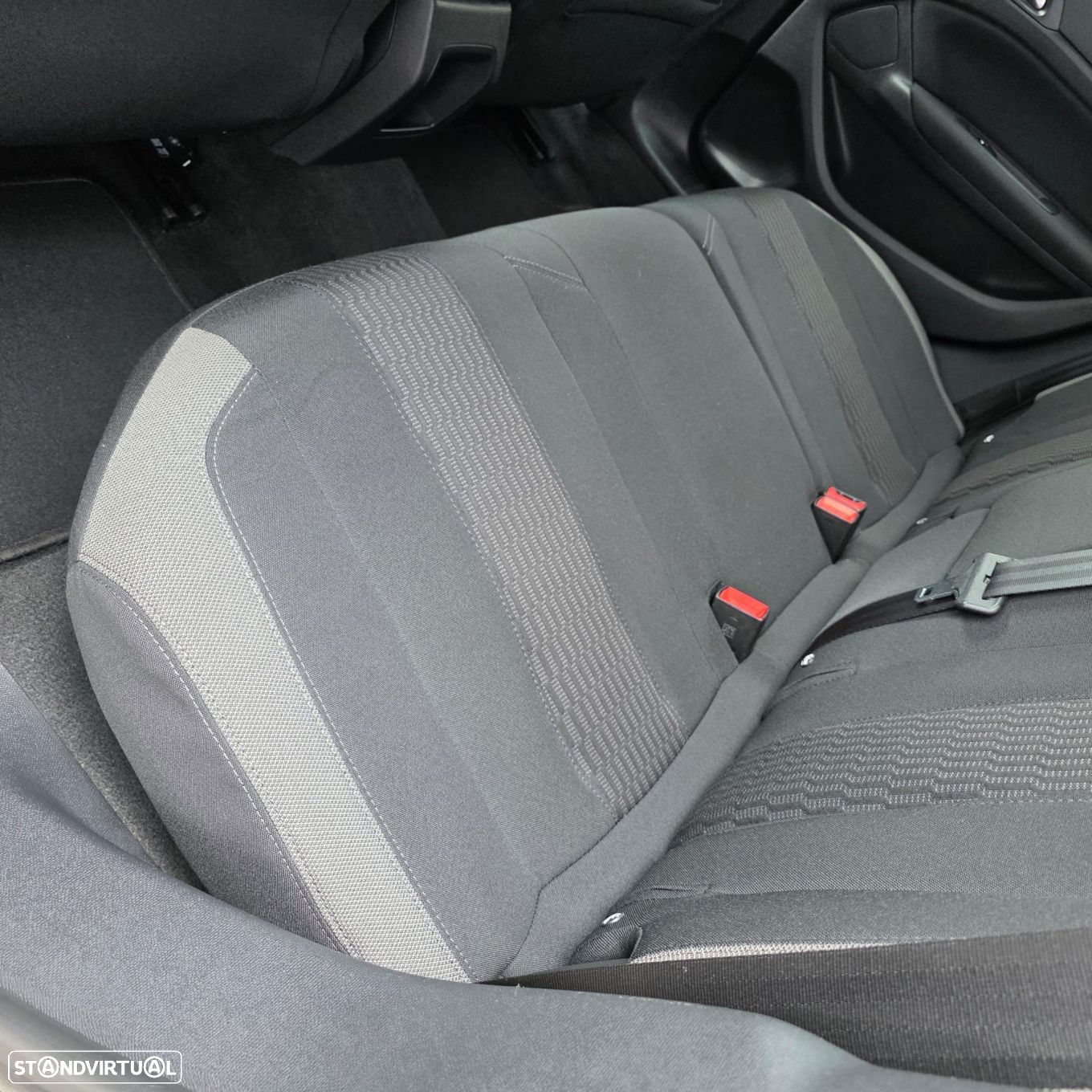 Peugeot 308 SW 1.6 BlueHDi Style J17 - 34