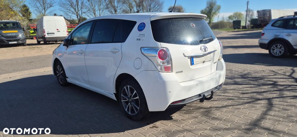 Toyota Verso 1.6 D-4D Active EU6 - 13