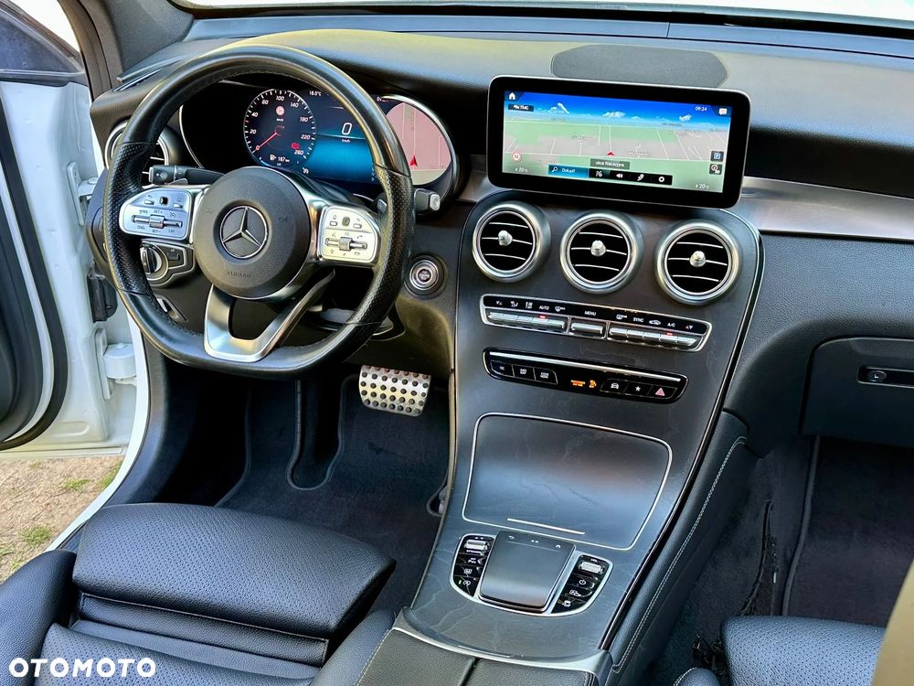 Mercedes-Benz GLC - 23