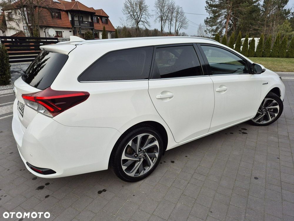 Toyota Auris - 14