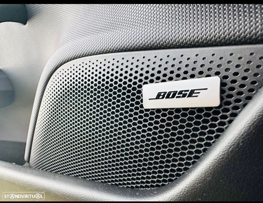 Porsche Taycan Standard - 9