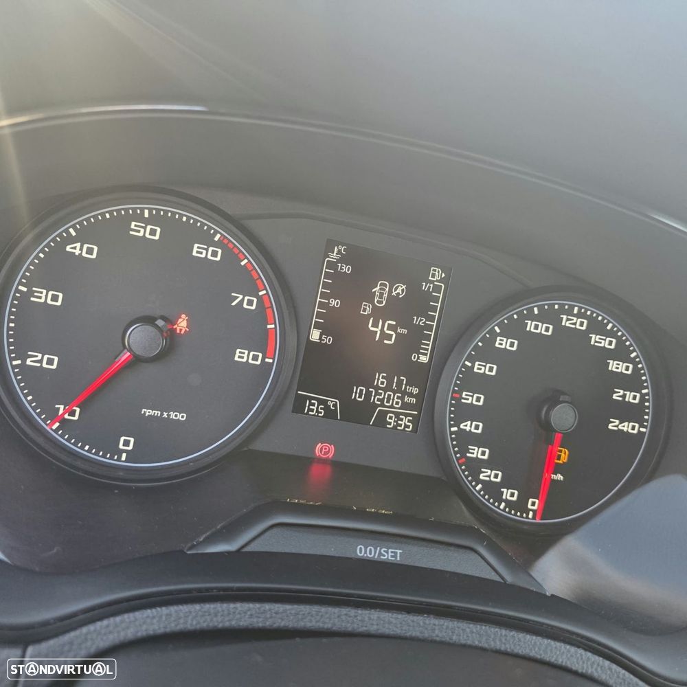 SEAT Ibiza 1.0 Reference - 23