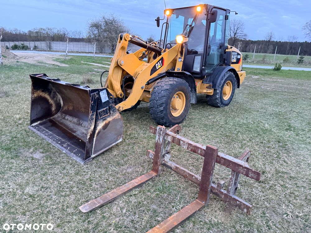 Caterpillar ŁADOWARKA CAT 906M 906 907 908 łyżka pług widły  Liebherr 506 Volvo L25 - 6