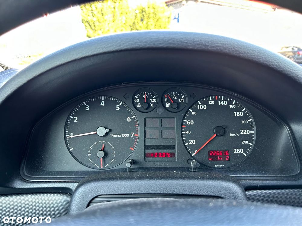 Audi A4 Limousine - 20