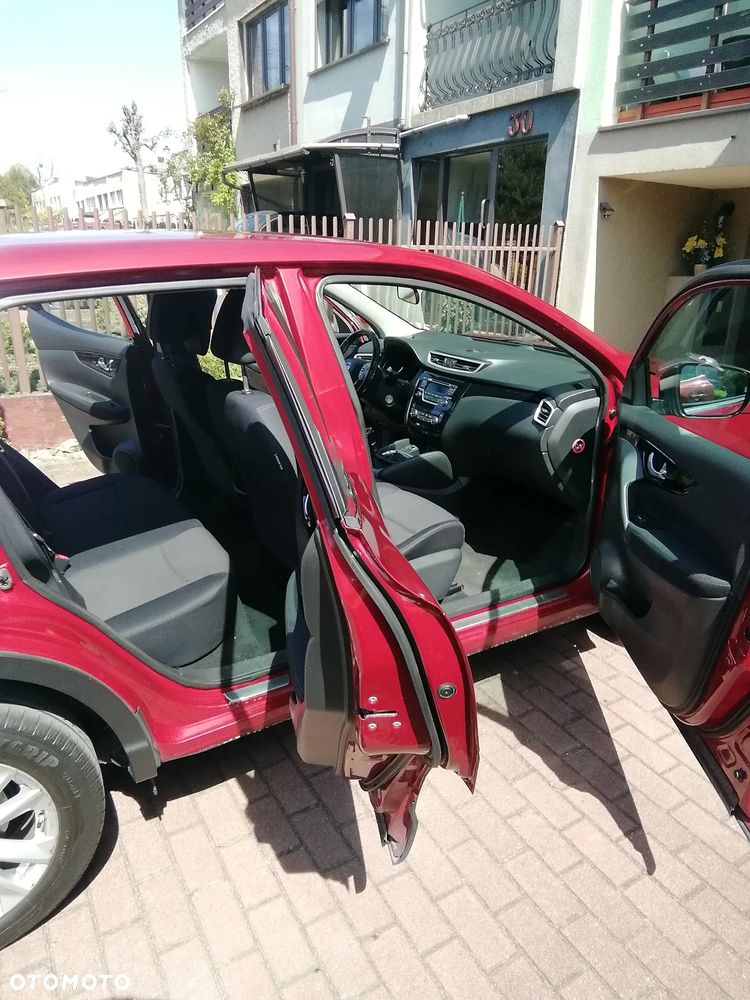 Nissan Qashqai 1.2 DIG-T Visia - 1