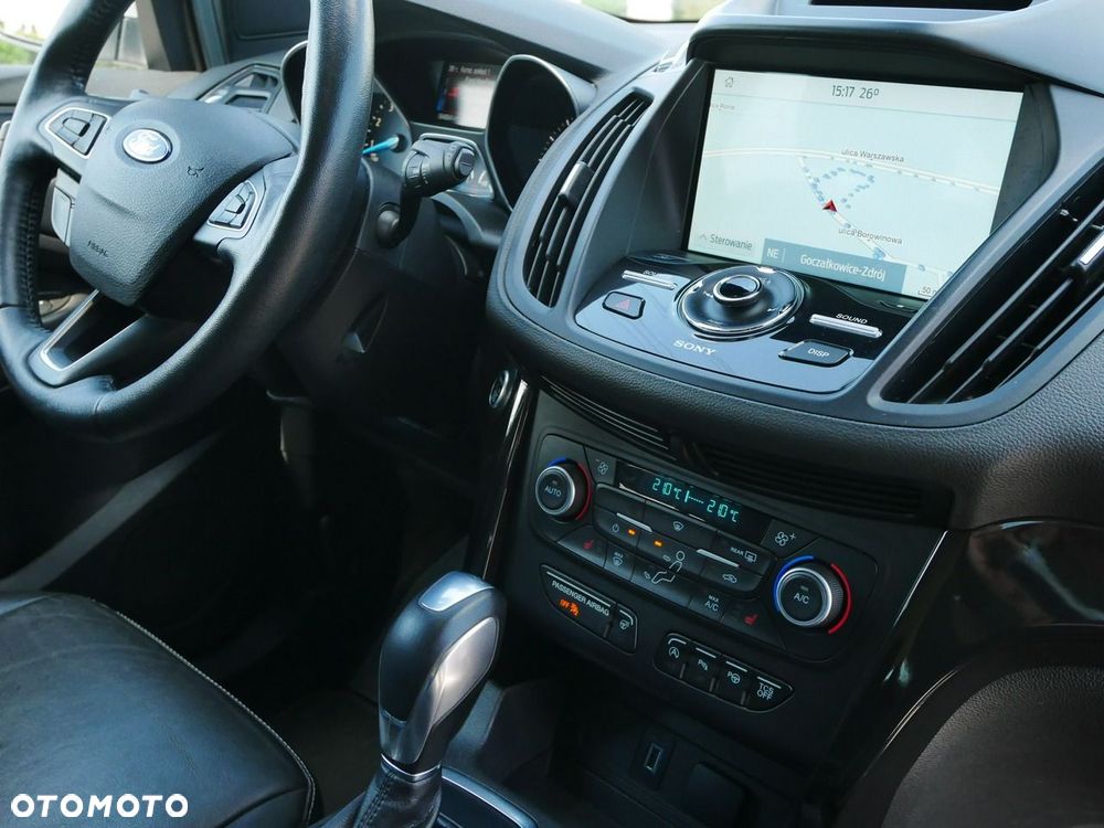 Ford Escape 2.0 EcoBoost AWD Titanium - 27