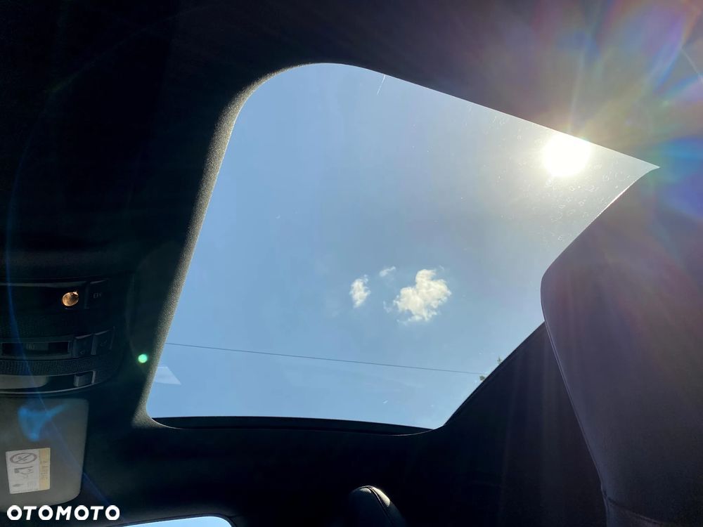 Mercedes-Benz CLA 200 7G-DCT AMG Line - 19