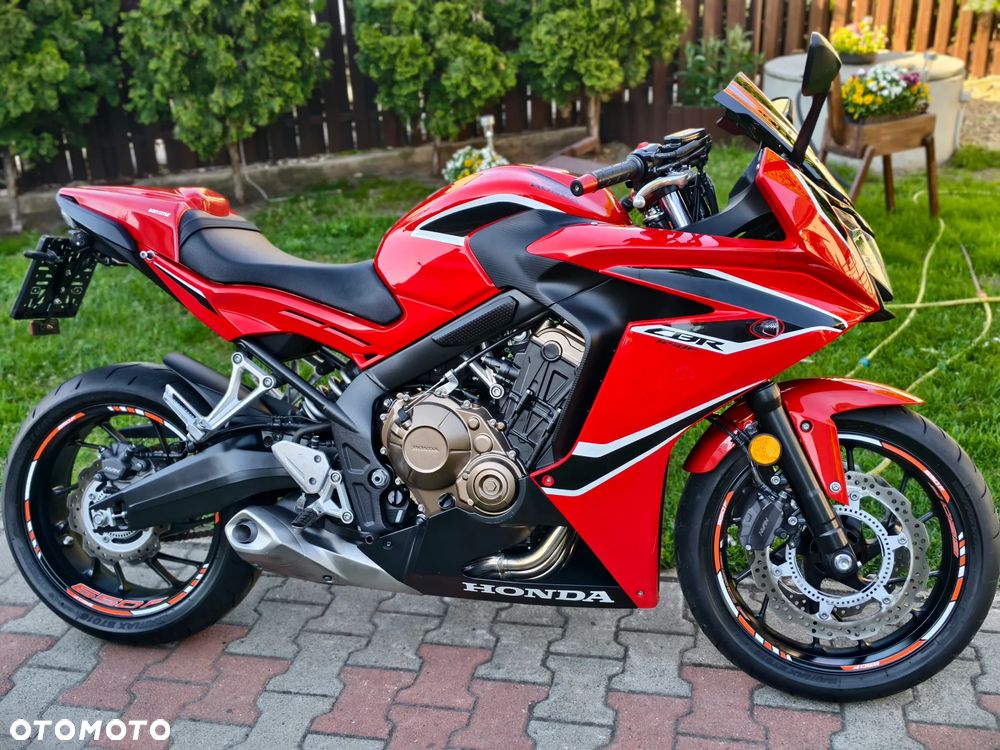 Honda CBR - 3