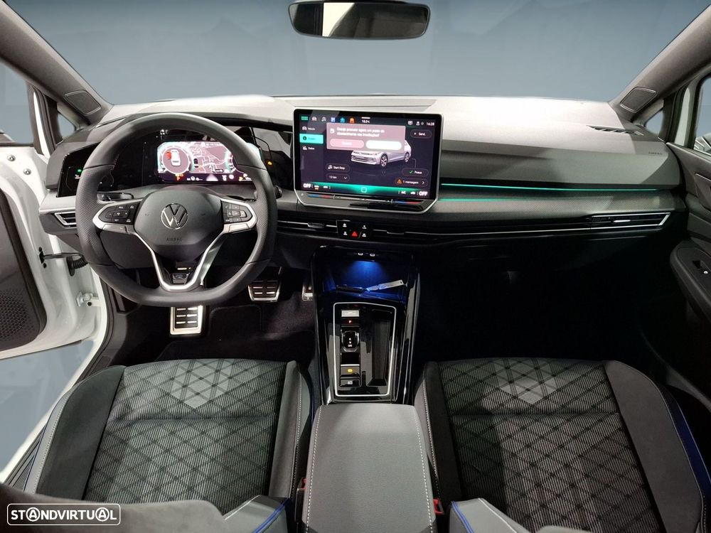 VW Golf Variant - 12