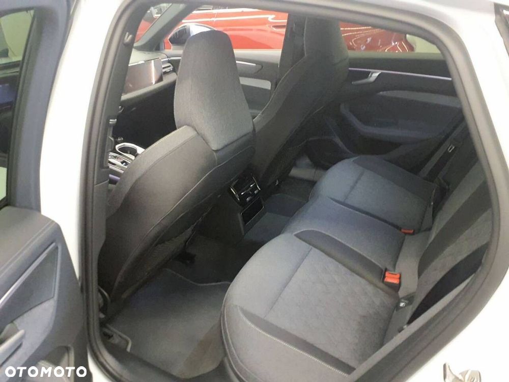 Audi A6 Limousine - 11