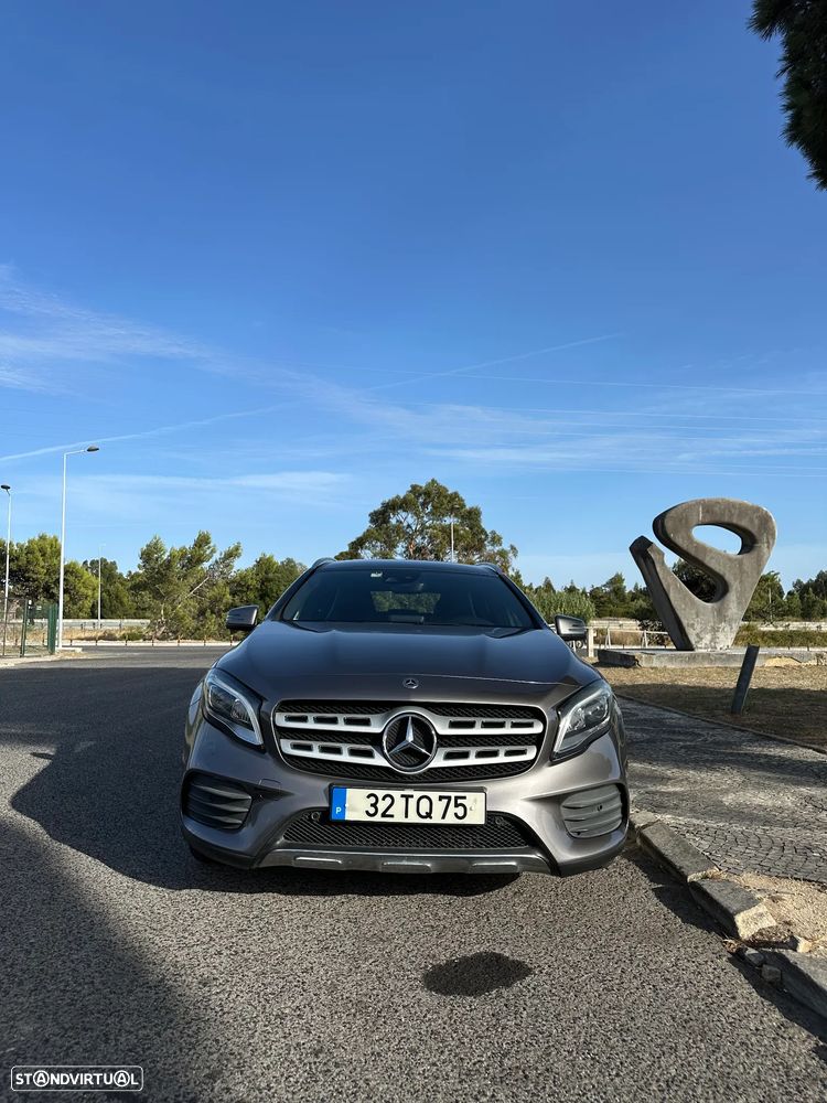 Mercedes-Benz Gla 180 2017 photo 2