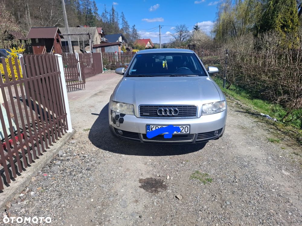 Audi A4 Limousine - 11