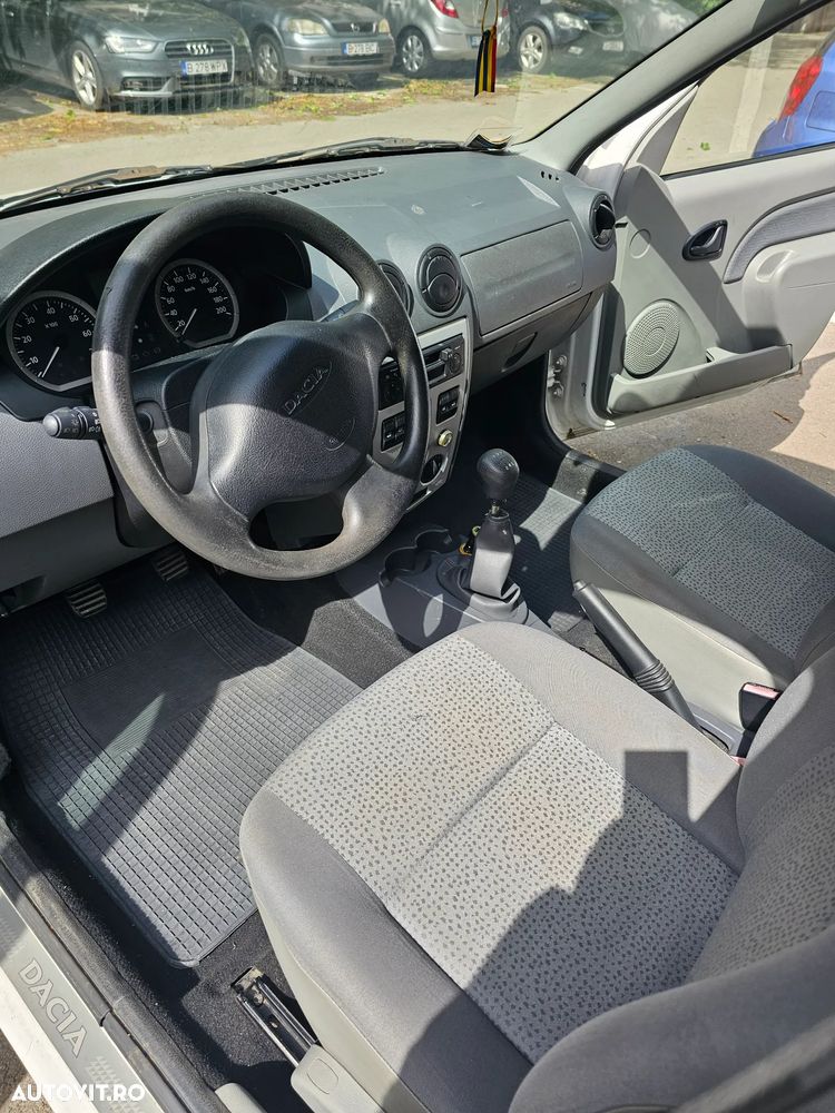 Dacia Logan 1.4 MPI Laureate - 8