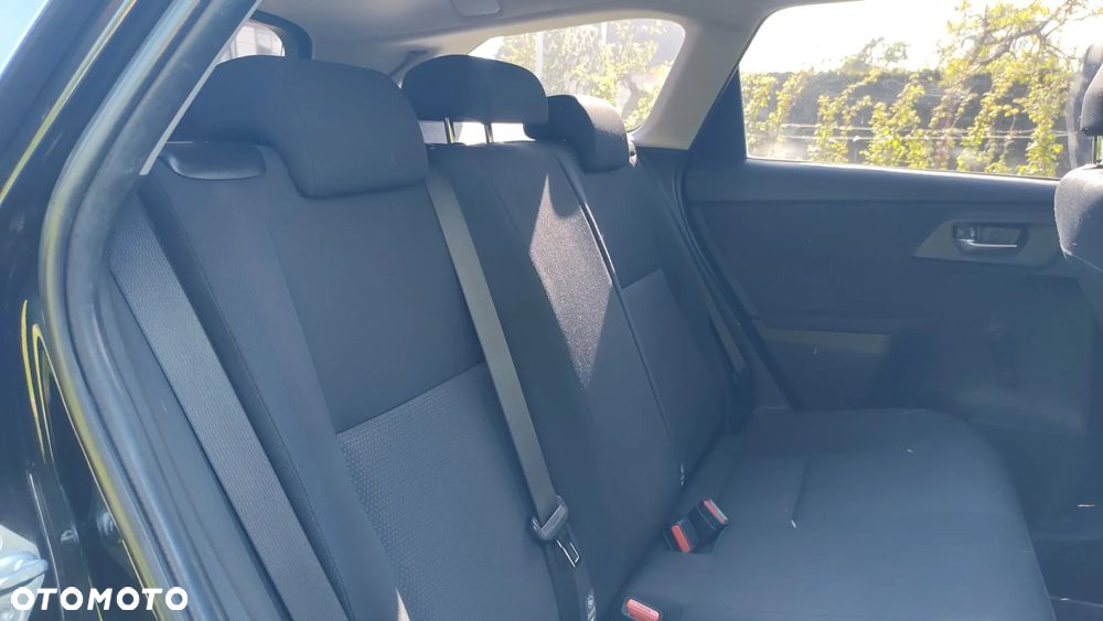 Toyota Auris Hybrid 135 Active - 40